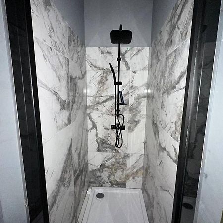 Hotel Loft Praha Bagian luar foto